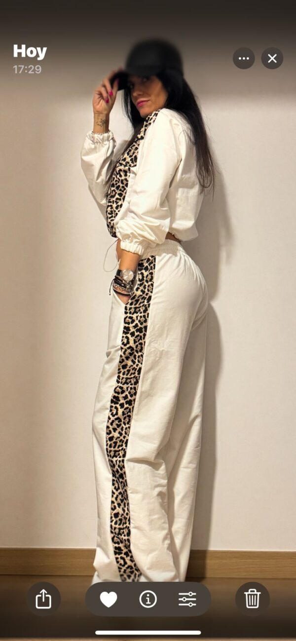 Chandal banda animal print - Imagen 4