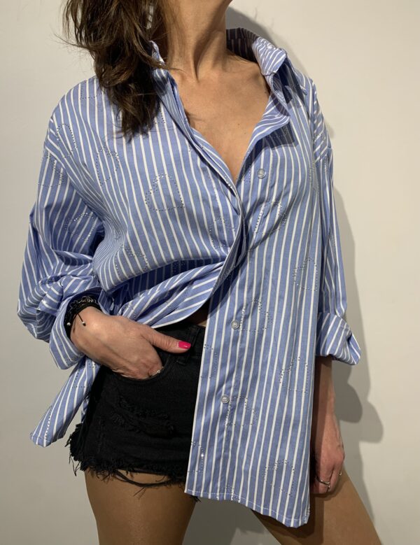 Camisa rayas corazones brillantes