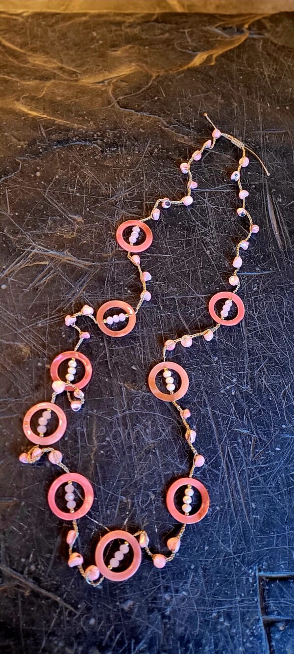 Collar rosa aros
